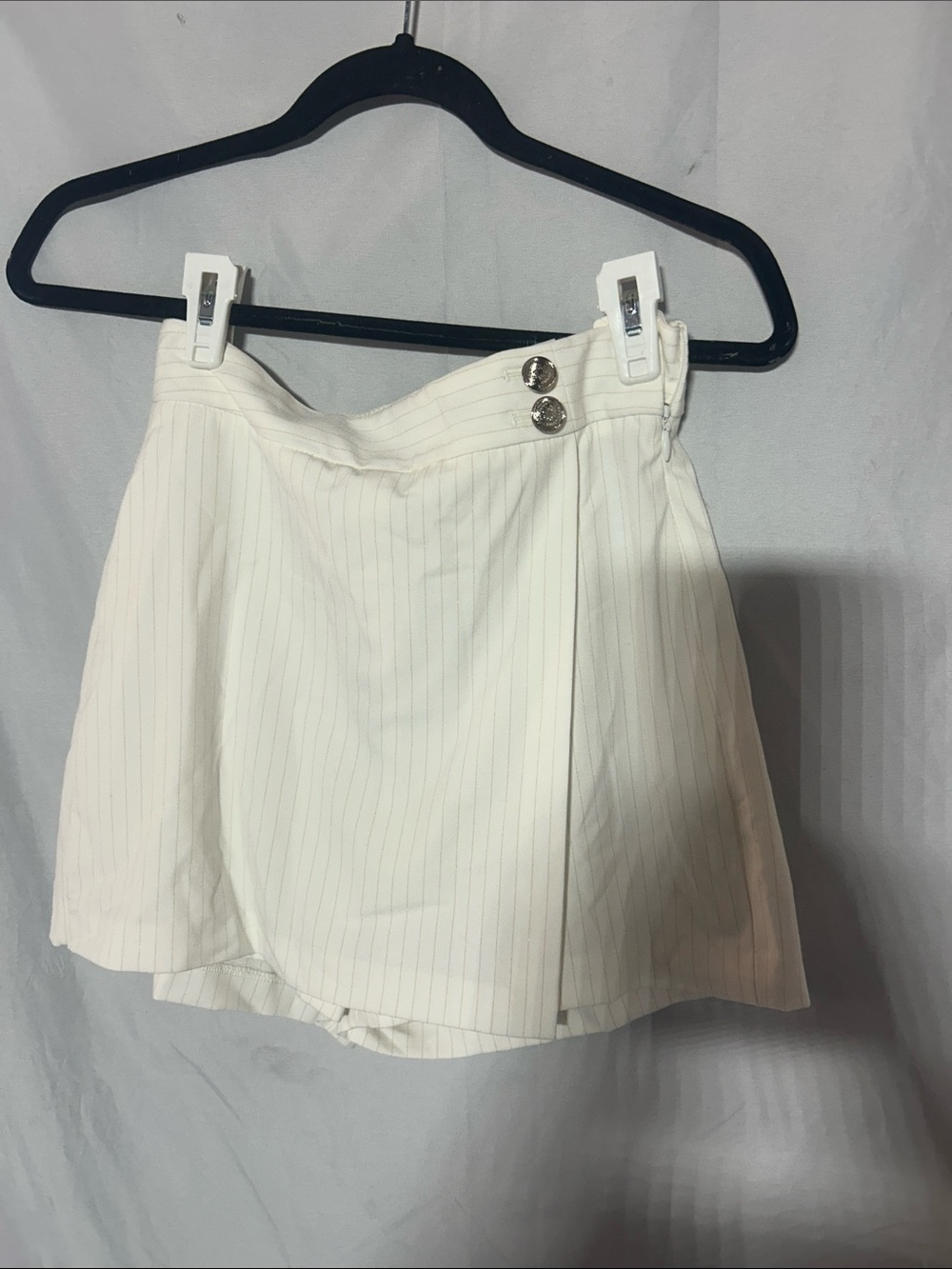 White House Black Market Cream Pinstripe Wrap Skort